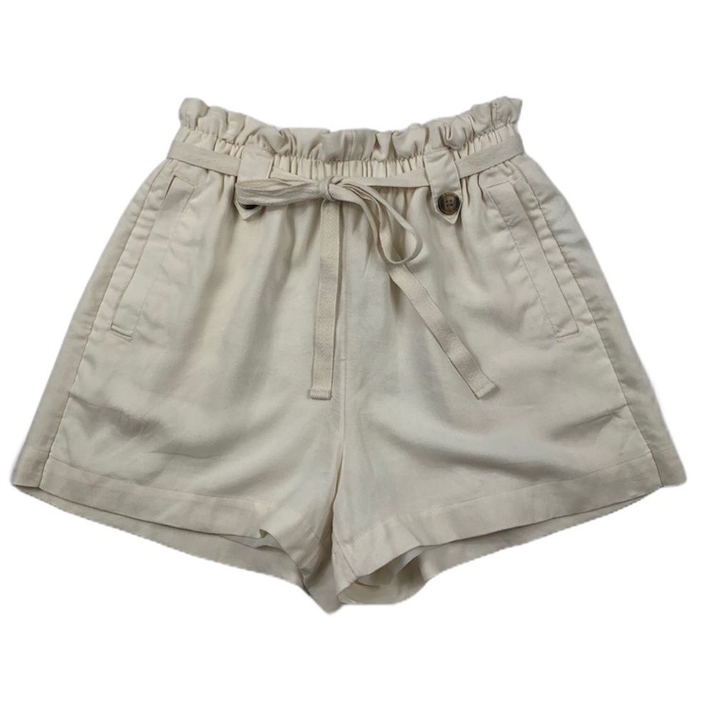 {American Eagle} High Rise Paperbag Shorts Pockets